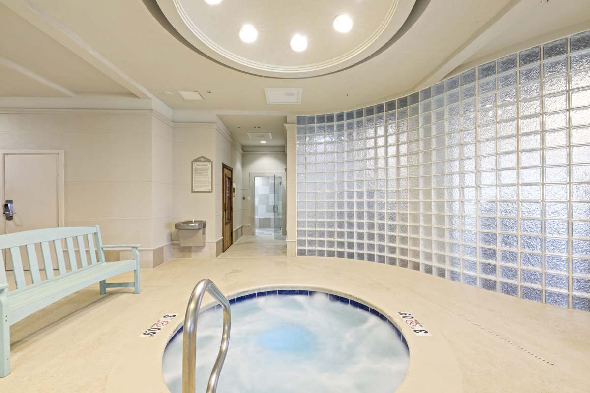 Resort hot tub